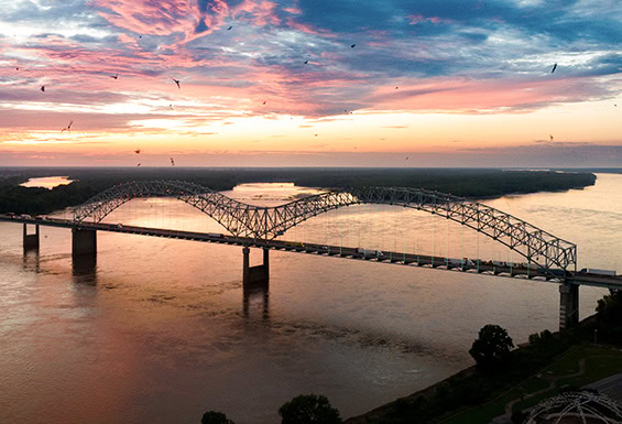 Hernando-De-Soto-Bridge-Memhis