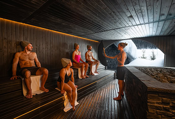 Fairmont-Chateau-Lake-Louise-Spa-Sauna
