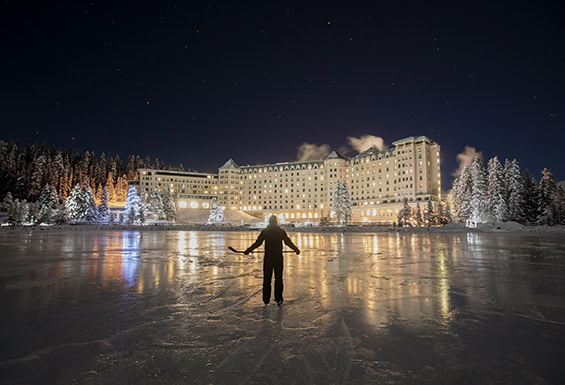 Lake-Louise-Schlittschuh-laufen+Eishockey-spielen