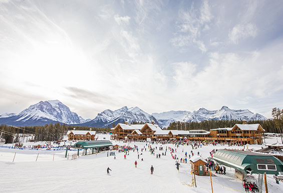 SkiBig-3-Ski-Resort-exterior