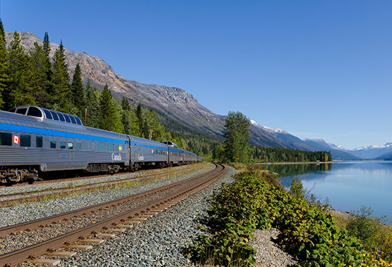 VIA-Rail-The-Canadian